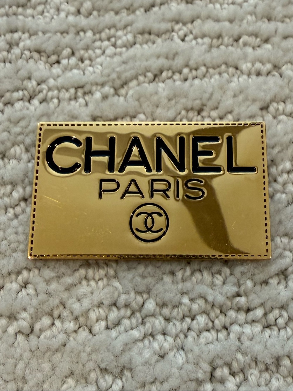 Chanel Paris CC logo metal enamel pin brooch
